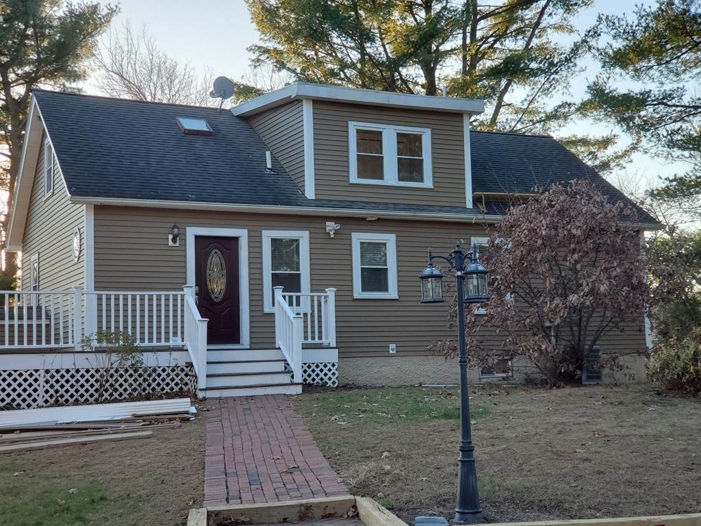 130 West St - Photo 1