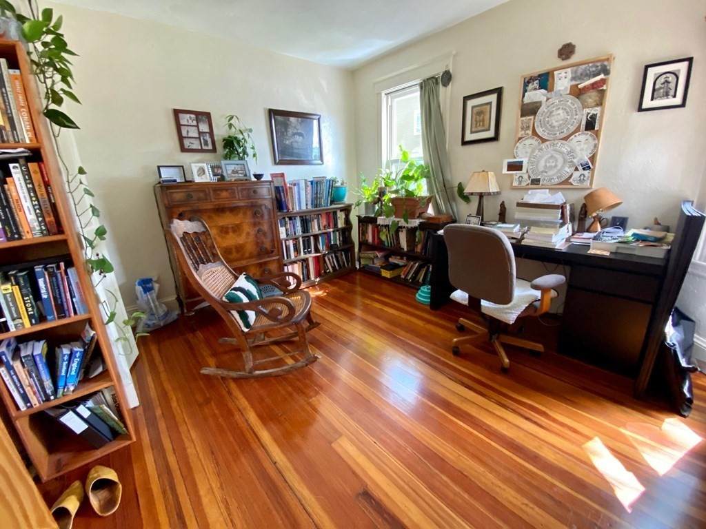 224 Hyde Park Ave - Photo 1