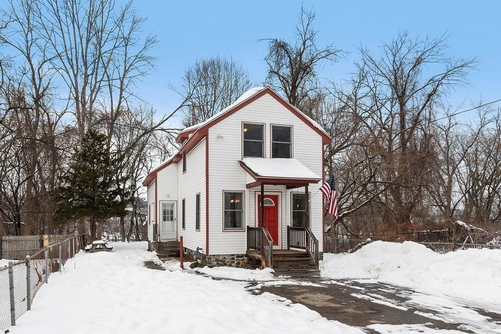 32 Ashland St - Photo 1