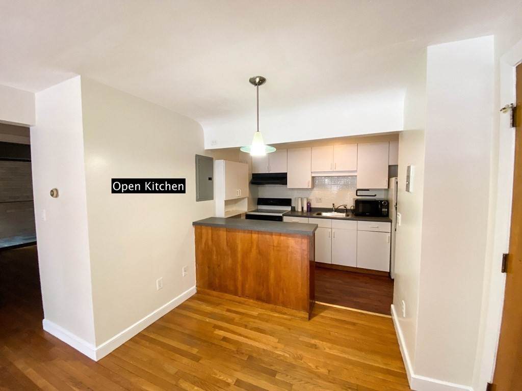 11 Commonwealth Ct - Photo 1