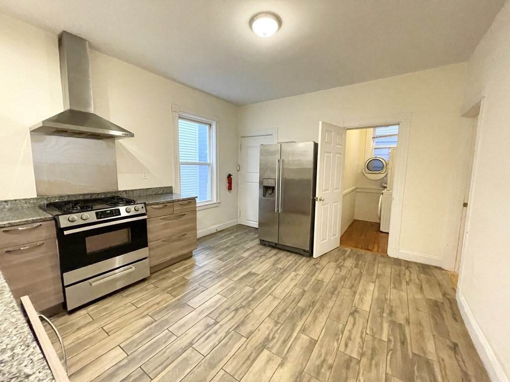 17 Sachem Street - Photo 1