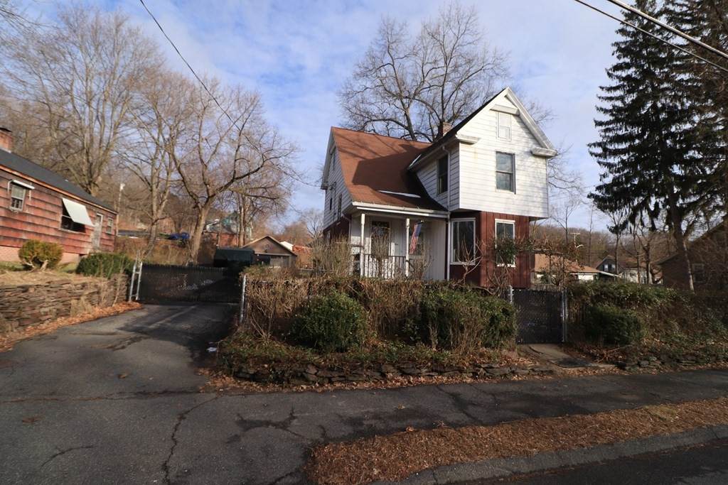 4 Hartford Street - Photo 1