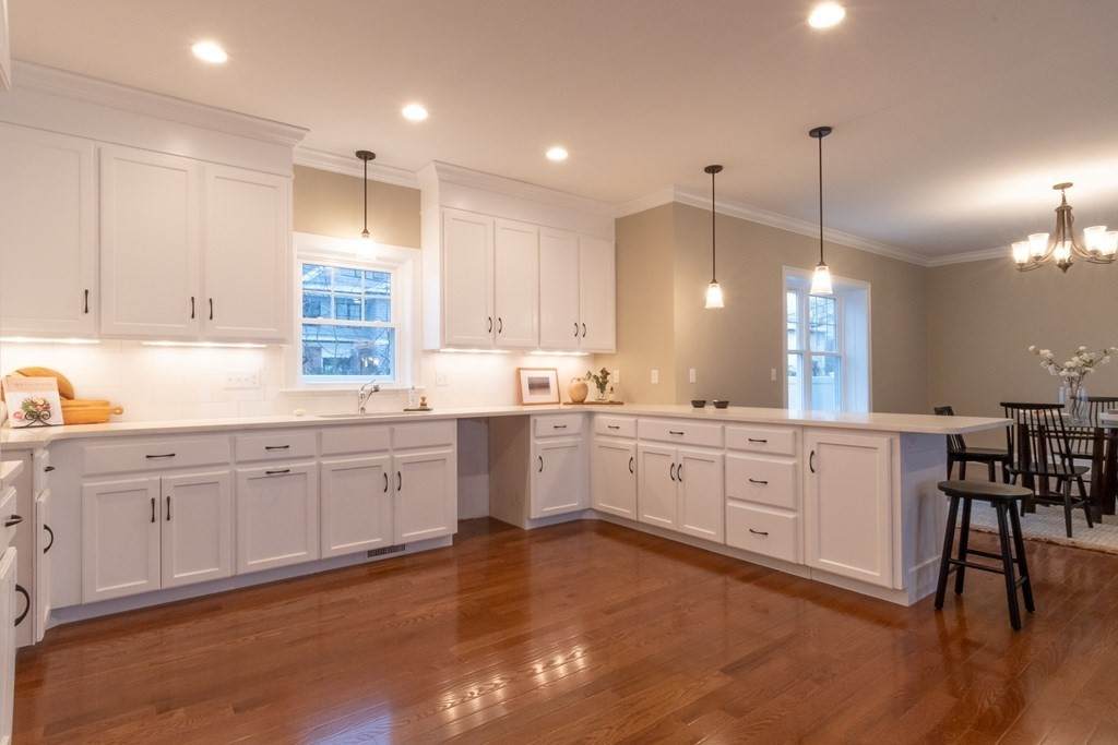 27 Oak Street - Photo 1