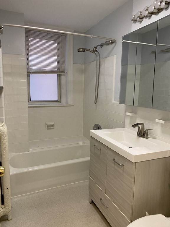 31 Dwight St - Photo 1