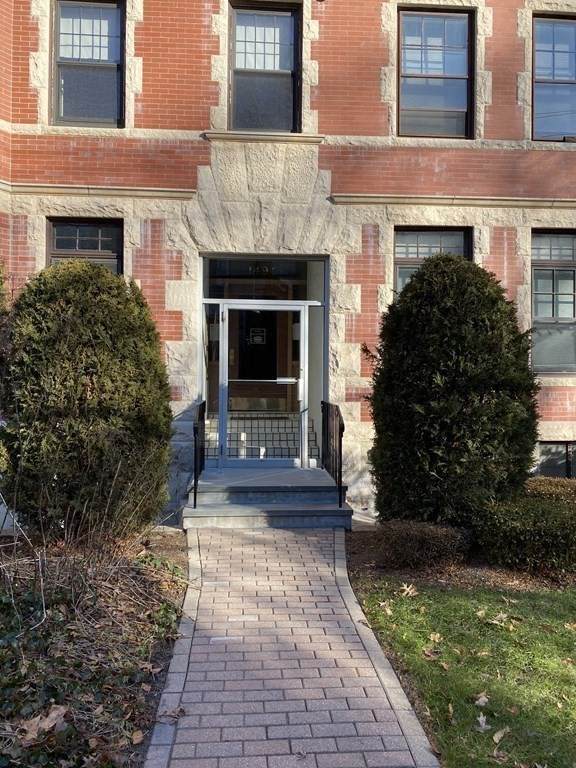 149 Winthrop Road - Photo 1