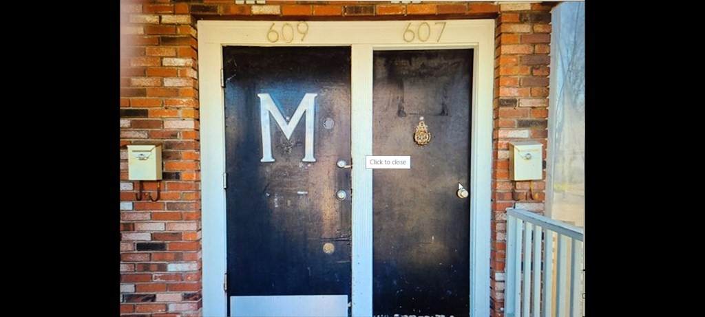 607 Washington Street - Photo 1