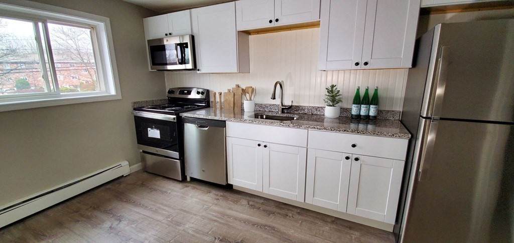 42 Bryon Rd - Photo 1