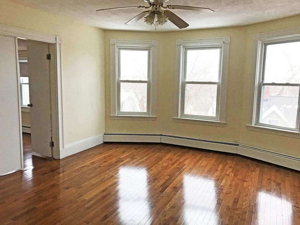 113 Ashland St - Photo 1