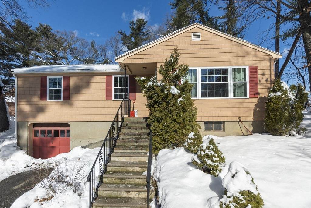 399 Park St - Photo 1