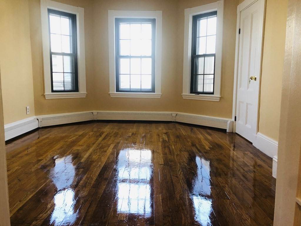 409 Saratoga Street - Photo 1