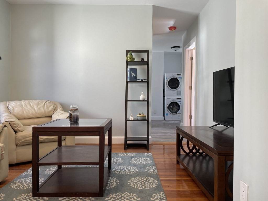 12 Stafford - Photo 1