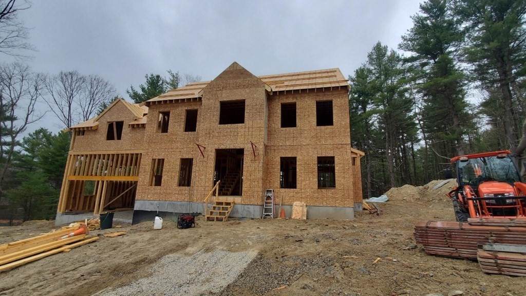 183 Mendon Rd - Photo 1