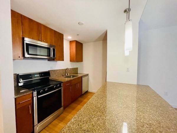 16 Miner St - Photo 1