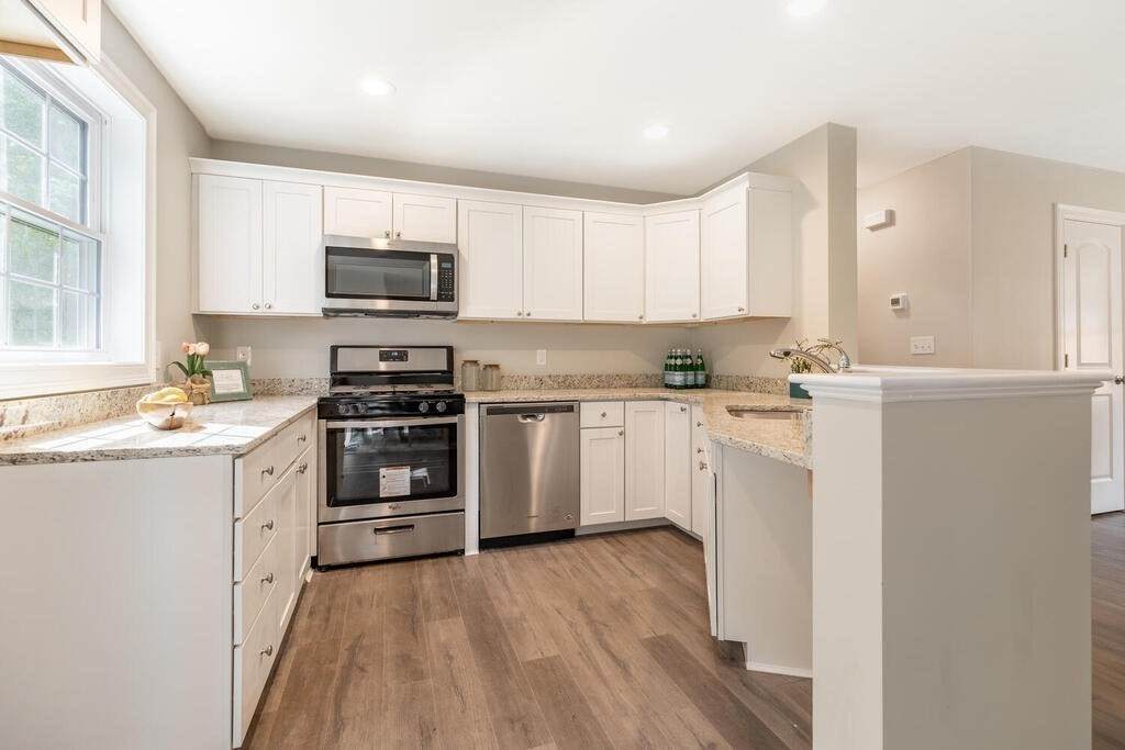 12 Pine Hill Way - Photo 1