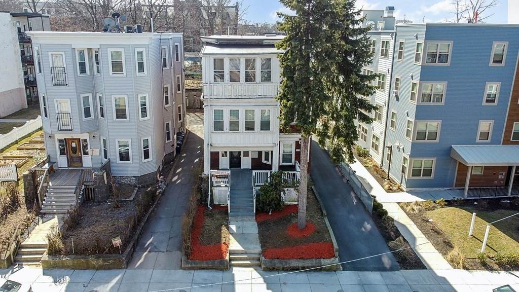 71 Walnut Park - Photo 1