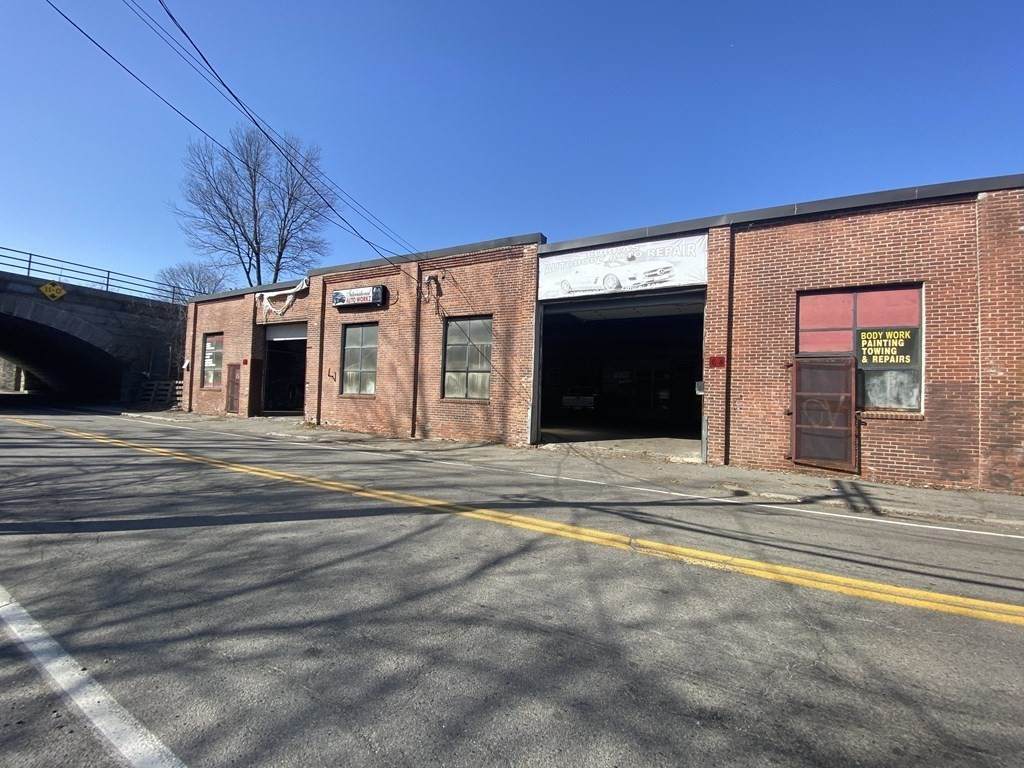 62 Elliot St - Photo 1