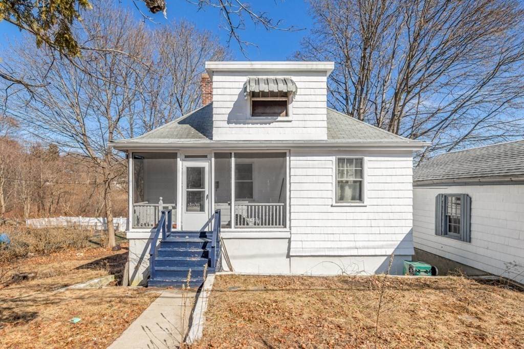 151 Edgemere - Photo 1