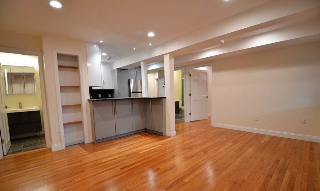 1801 Beacon St - Photo 1