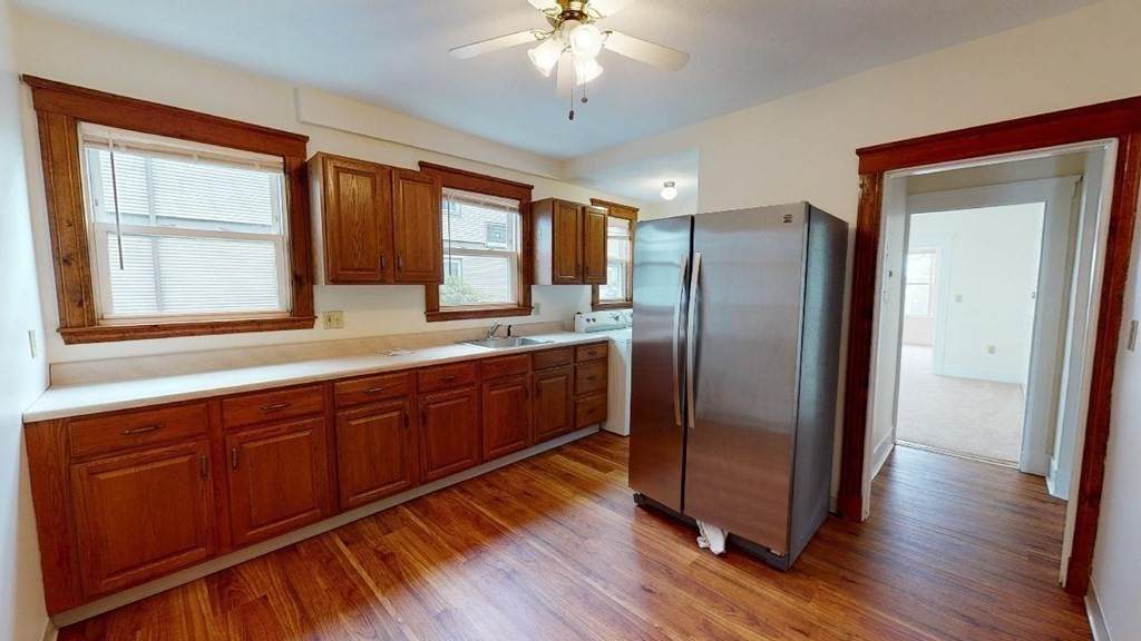 11 Bradbury Ave - Photo 1