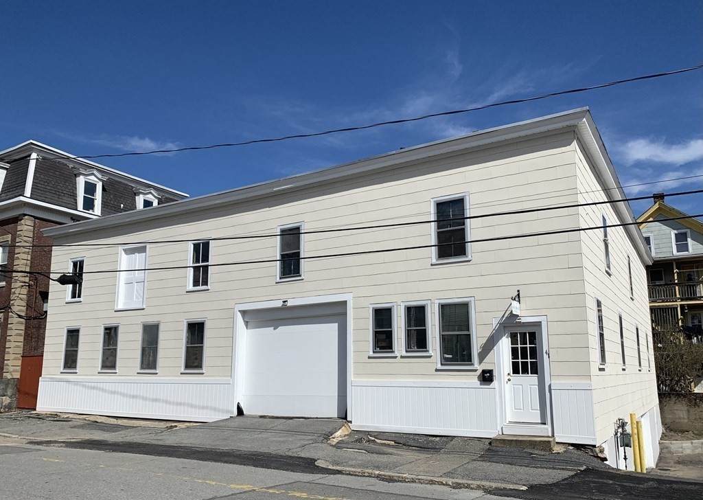 41 Fox St - Photo 1