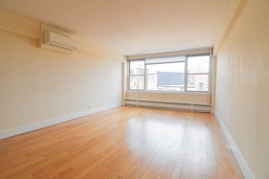 1440 Beacon St - Photo 1
