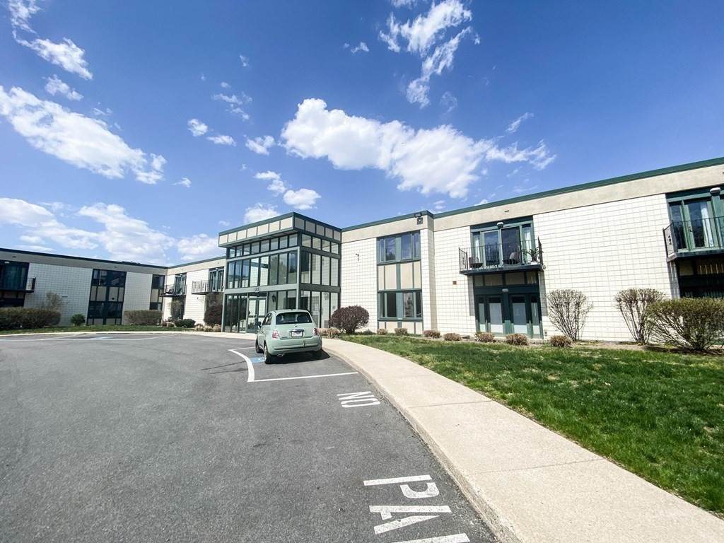 25 Alpine St - Photo 1
