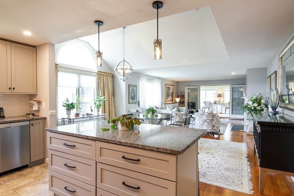 66 Pine Hill Blvd - Photo 1