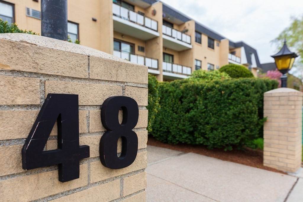 48 Bigelow Ave. - Photo 1