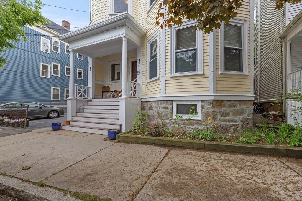 118 Franklin St - Photo 1