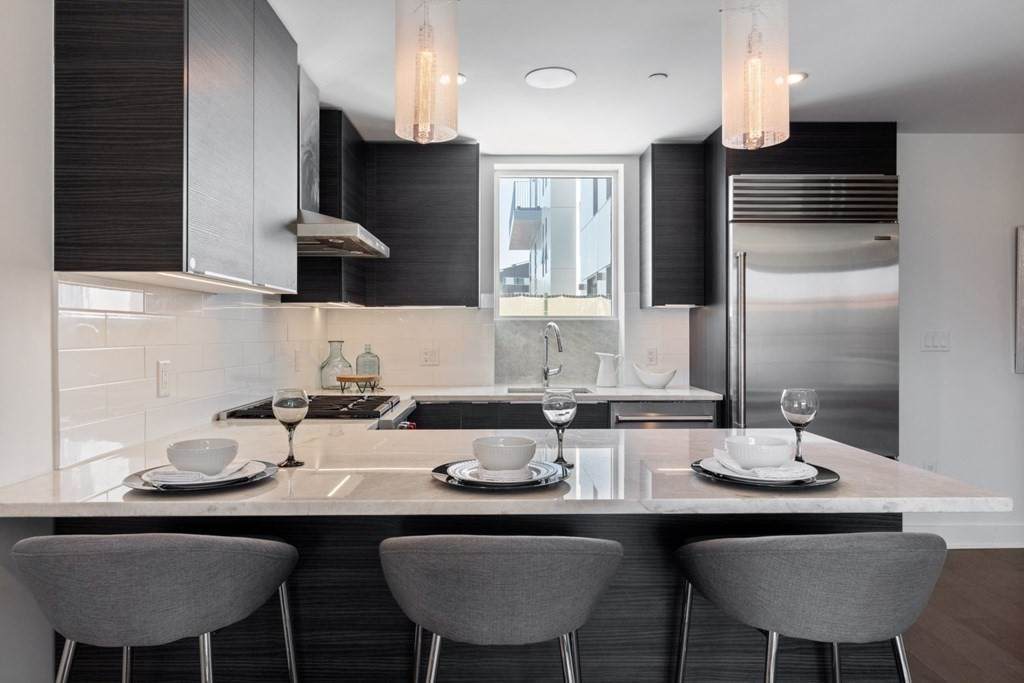 14 West Broadway - Photo 1