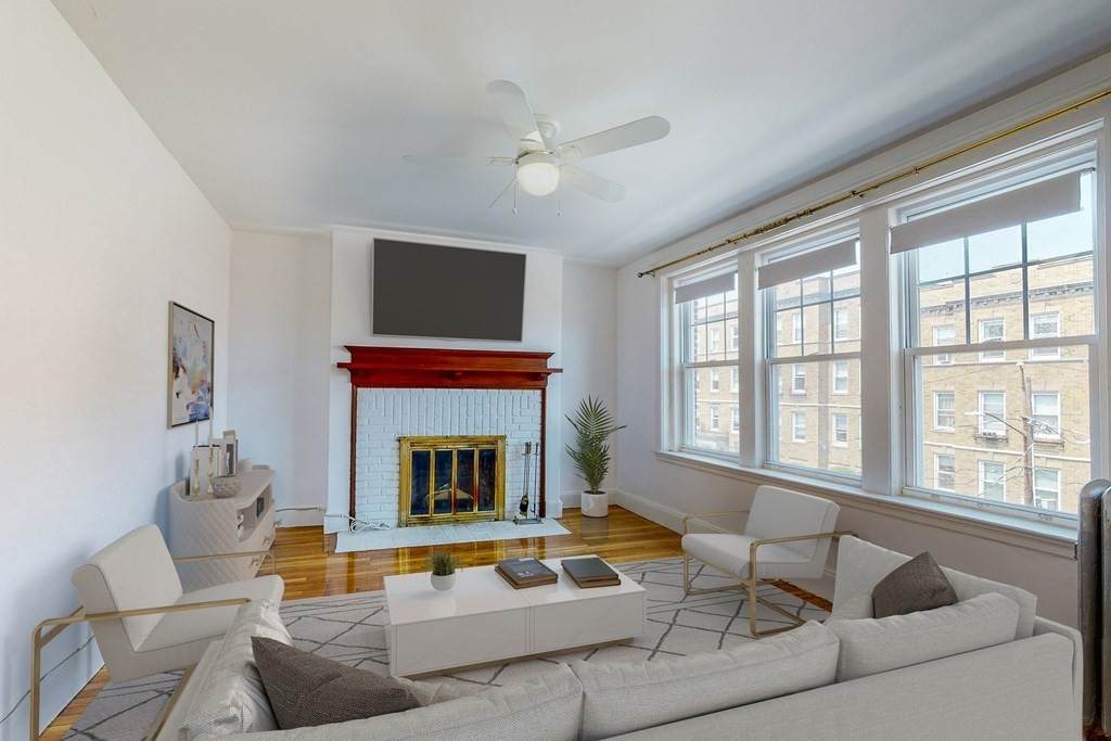 11 Vinal St - Photo 1