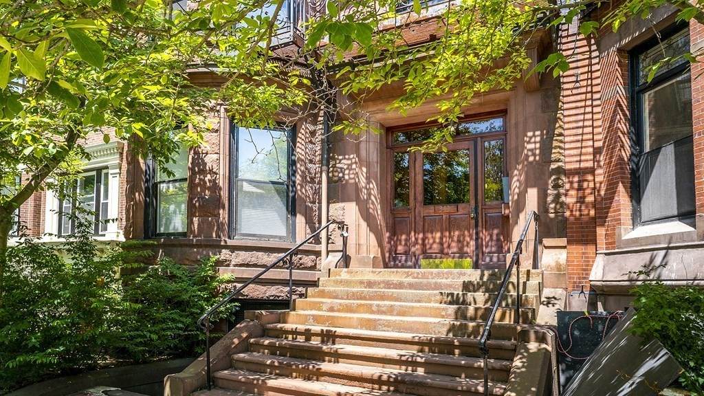 343 Commonwealth Ave. - Photo 1