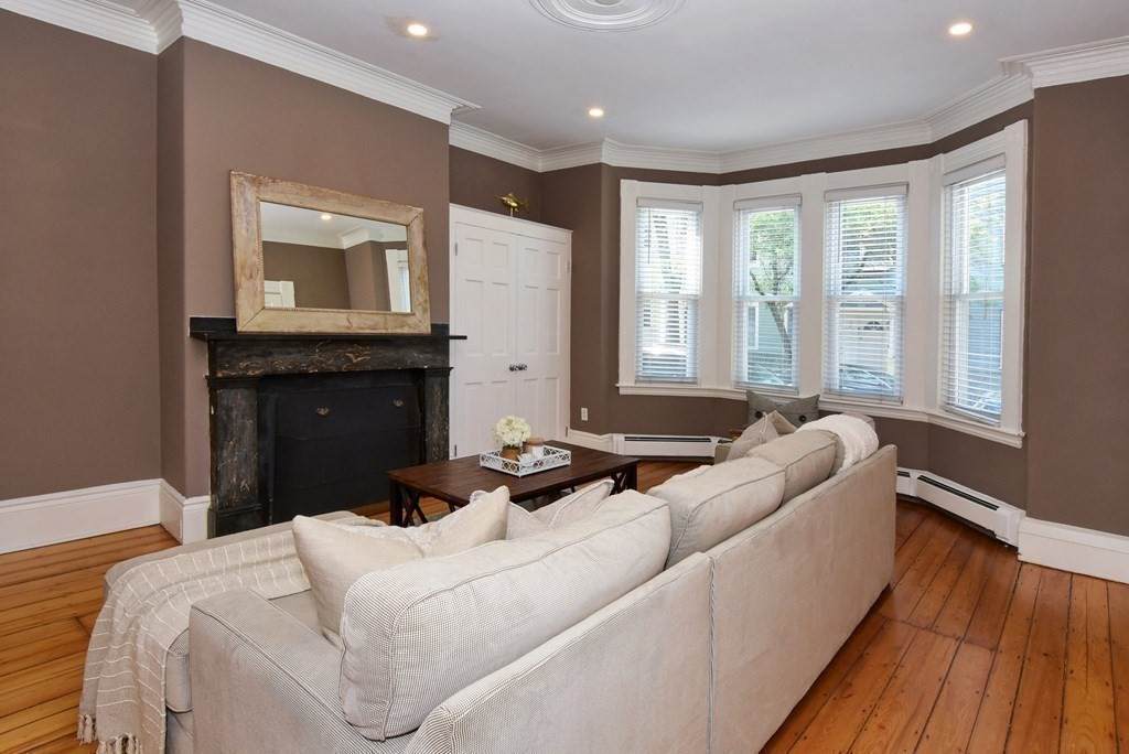 82 Webster Street - Photo 1