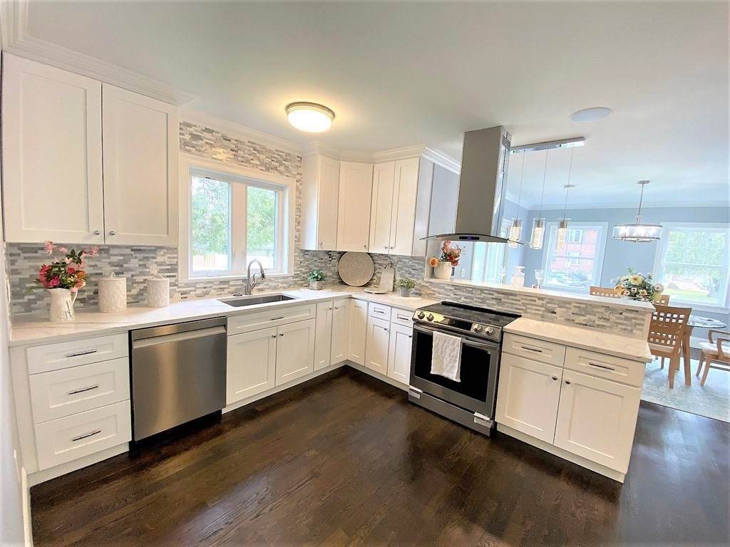 474 Hyde Park Ave. - Photo 1