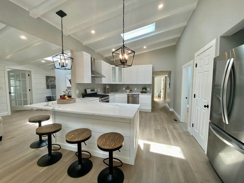 9 Main St - Photo 1