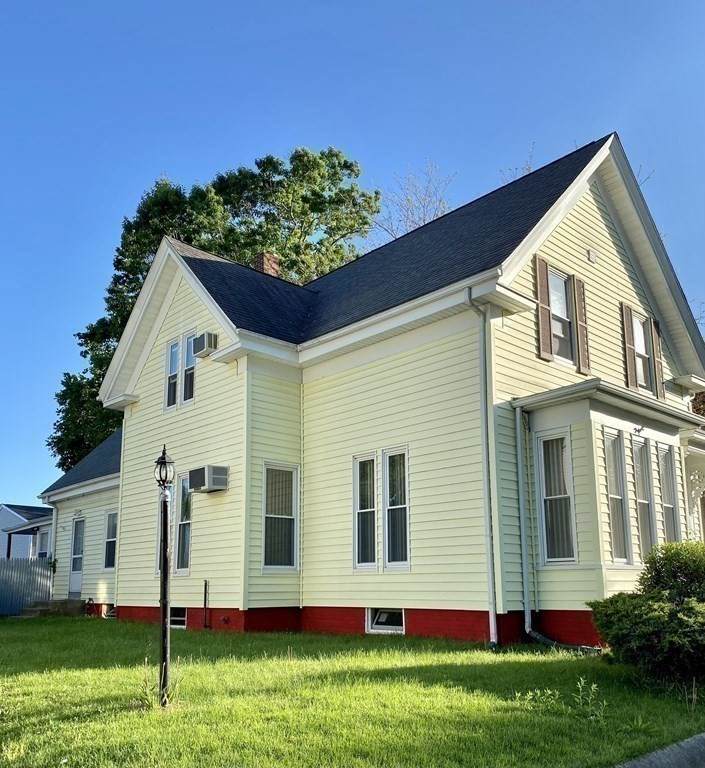 126 Market St - Photo 1