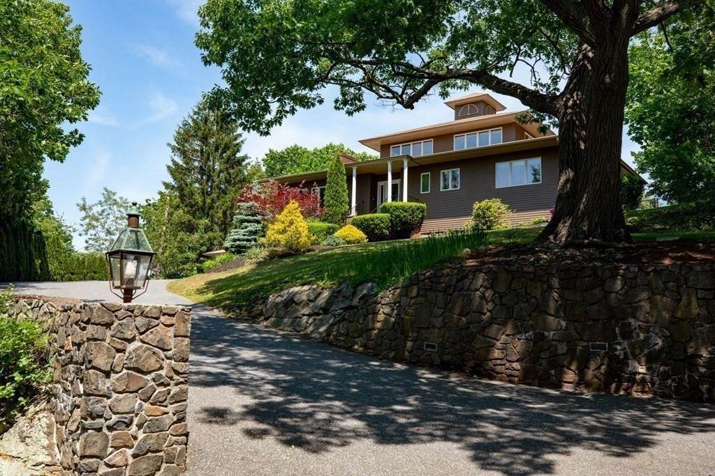 43 W Shore Dr - Photo 1