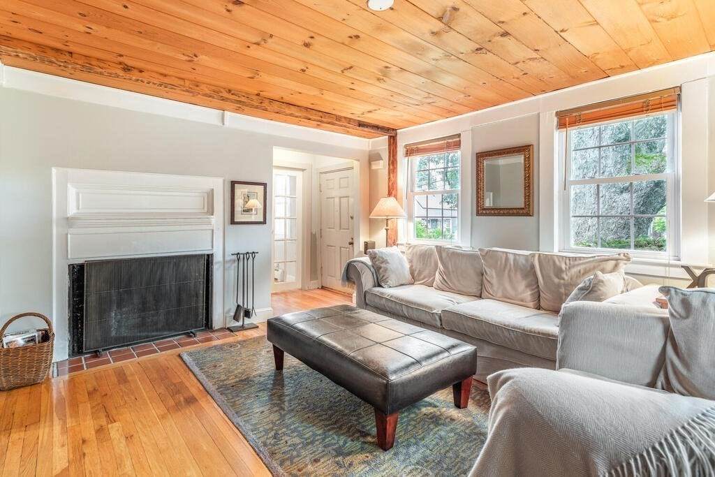 991 Canton Ave - Photo 1