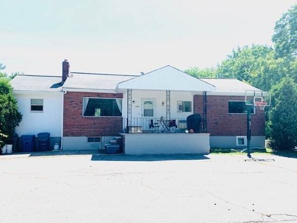 1004 Bedford St - Photo 1
