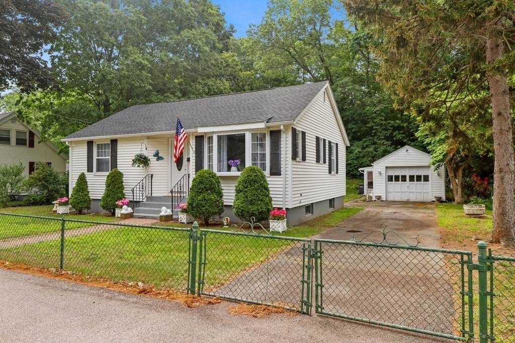 22 Nancy Rd - Photo 1