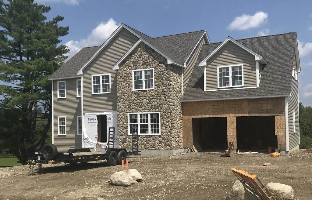 9 Wellington Drive - Photo 1