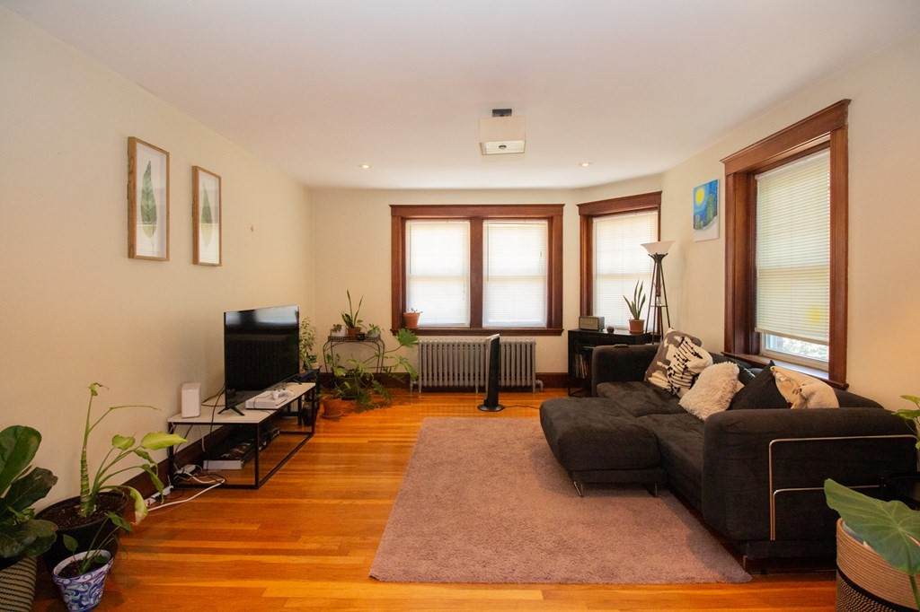 55 Franklin St - Photo 1