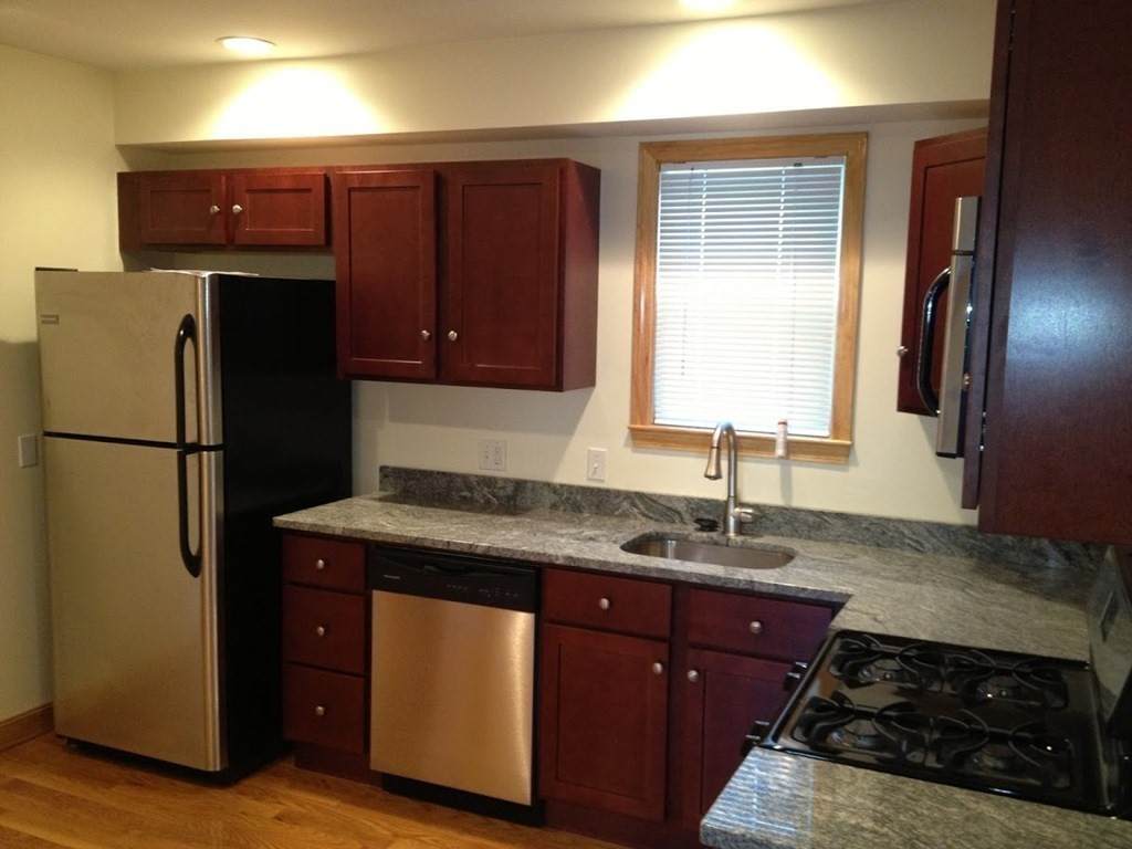 11 Belle isle Ave - Photo 1