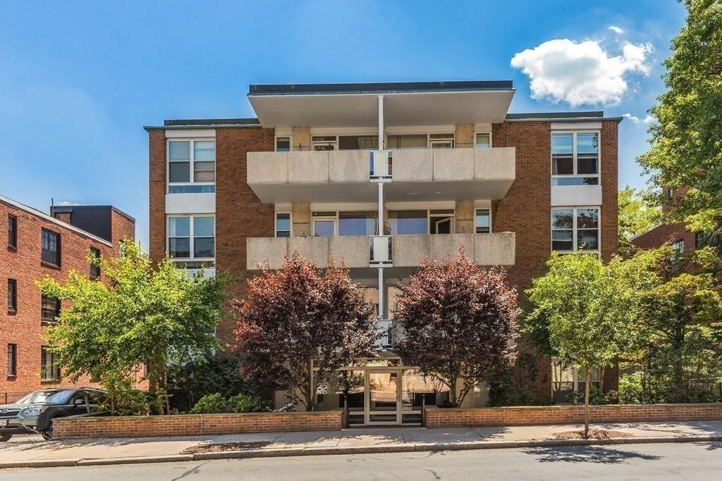 100 Marion St - Photo 1