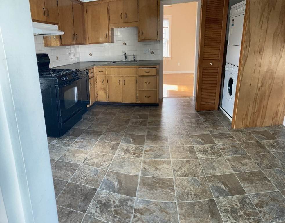 17 Shamrock St - Photo 1
