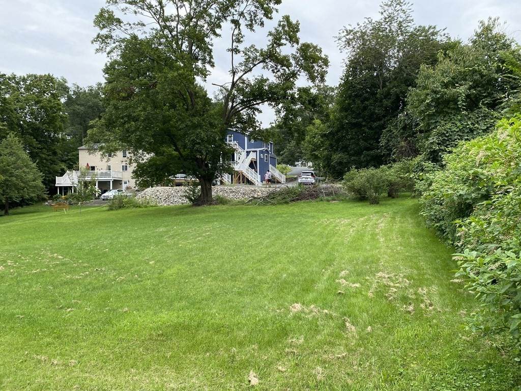 320 Massasoit Road - Photo 1