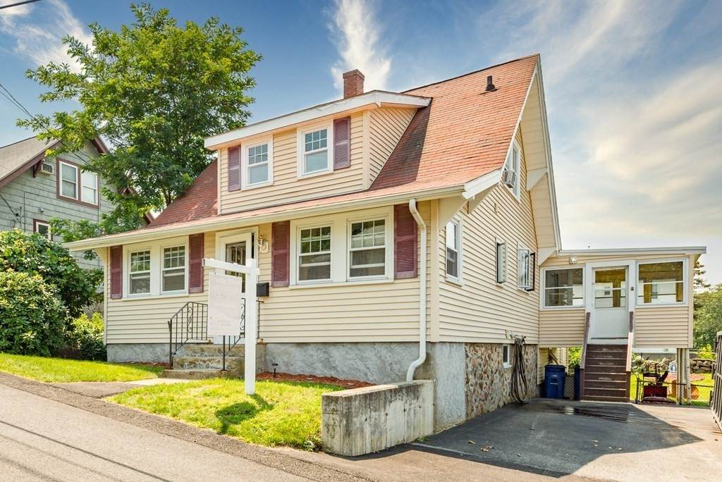33 Hillcrest Rd - Photo 1