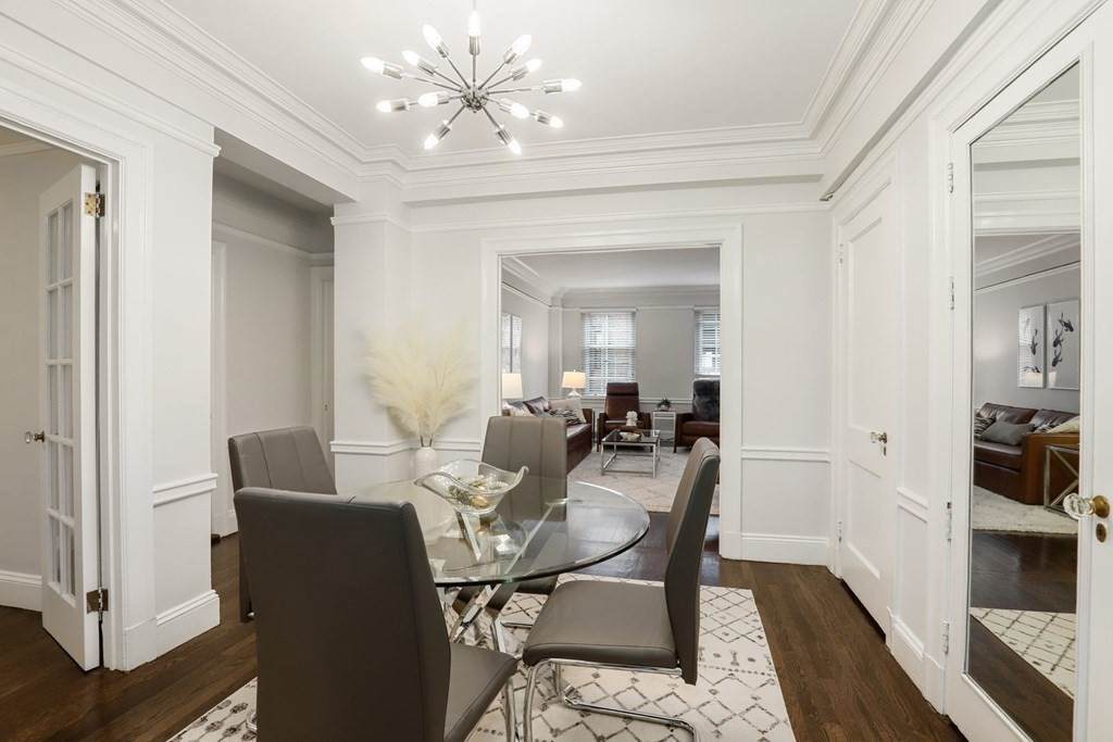180 Commonwealth Avenue - Photo 1