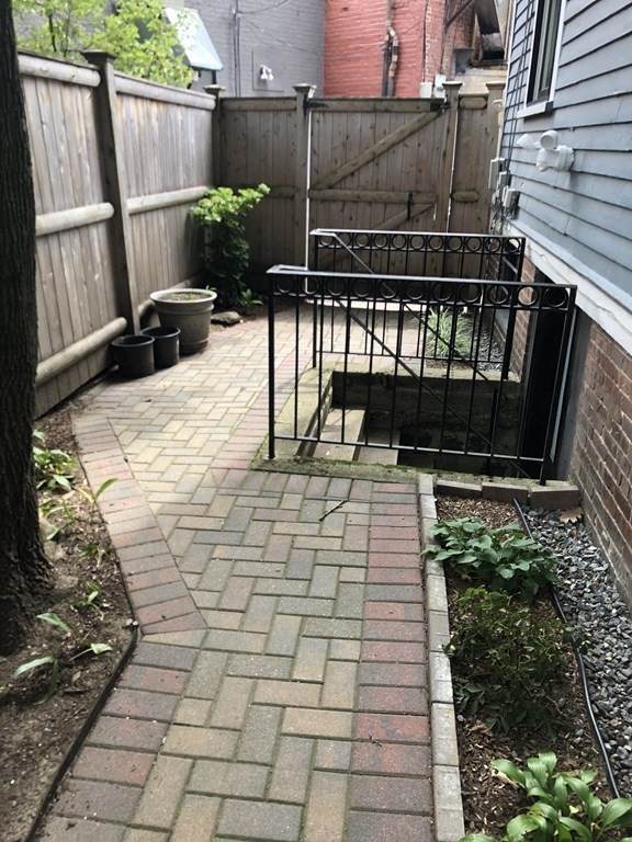 1686 Mass Ave - Photo 1