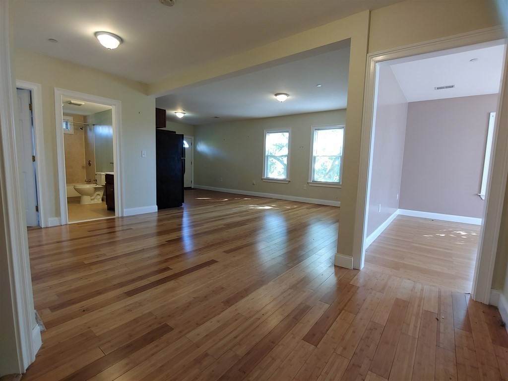 9 Alban Street - Photo 1